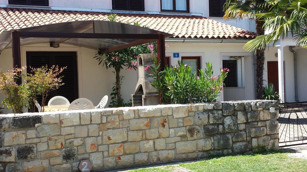 Apartments Lana Umag Bilik gambar