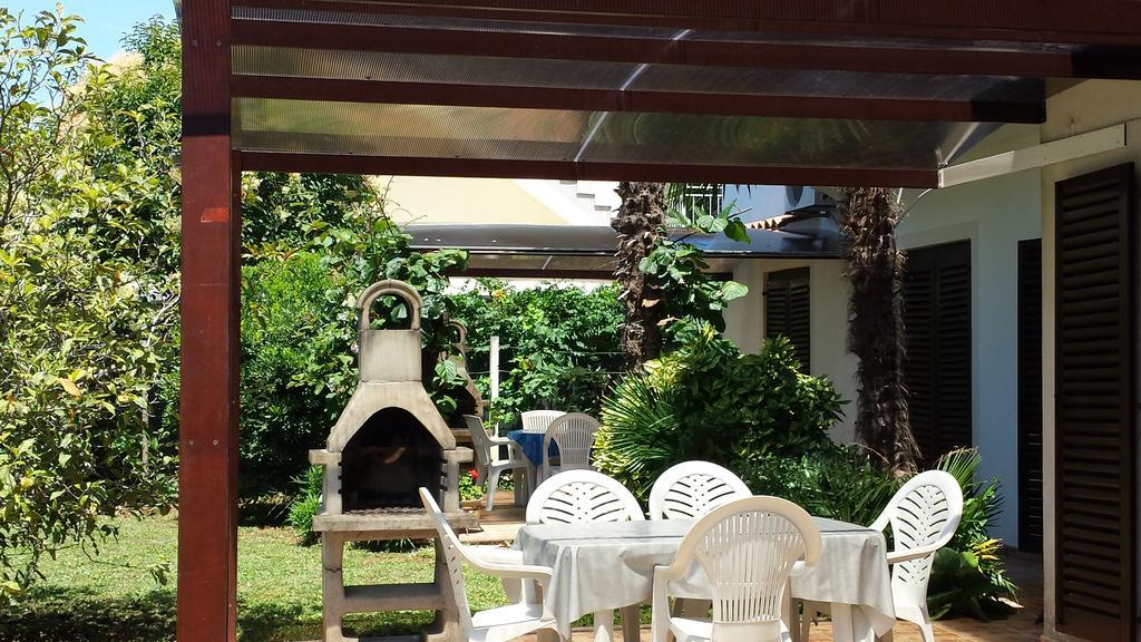 Apartments Lana Umag Bilik gambar