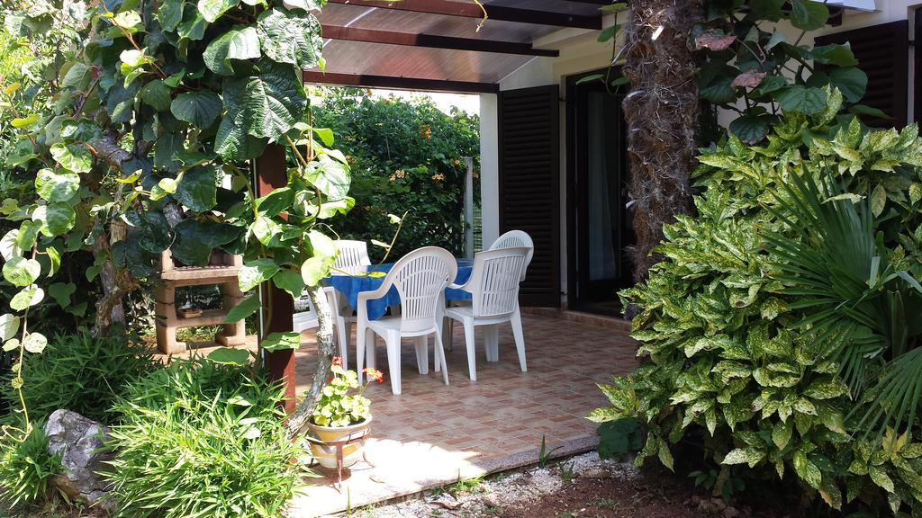 Apartments Lana Umag Bilik gambar
