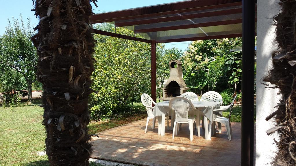 Apartments Lana Umag Bilik gambar