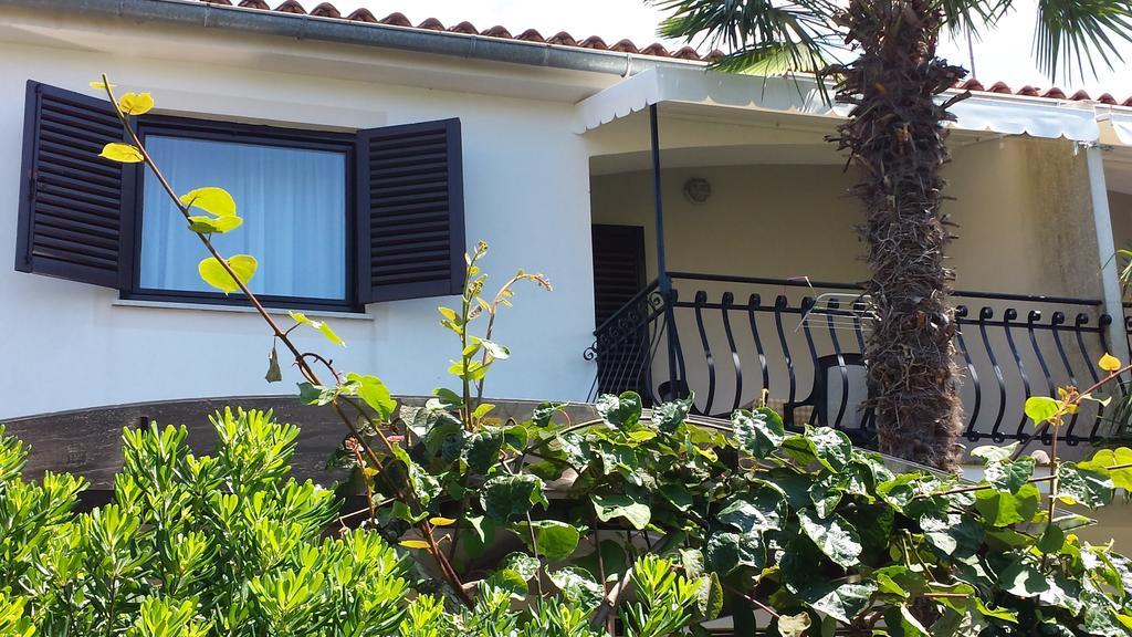 Apartments Lana Umag Bilik gambar