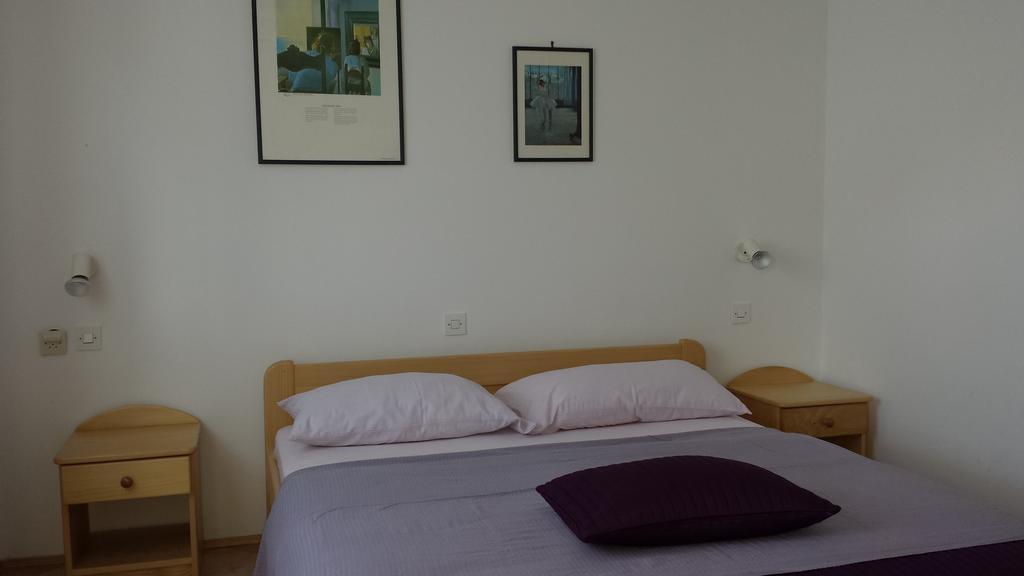 Apartments Lana Umag Bilik gambar