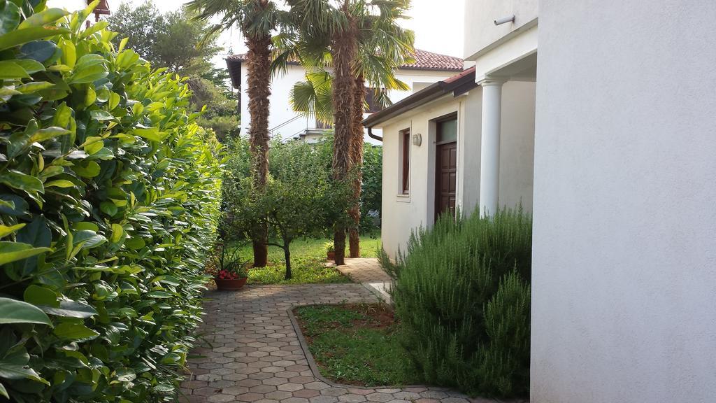 Apartments Lana Umag Bilik gambar