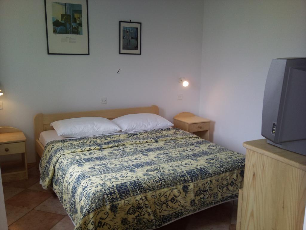 Apartments Lana Umag Bilik gambar